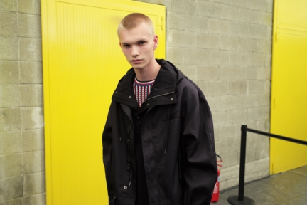 diesel-black-gold-milan-mens-ss-18-backstage-103