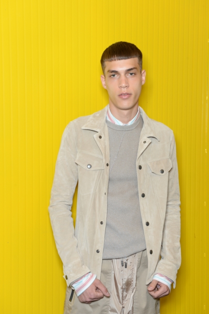 diesel-black-gold-milan-mens-ss-18-backstage-112