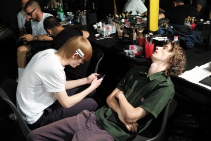 diesel-black-gold-milan-mens-ss-18-backstage-13