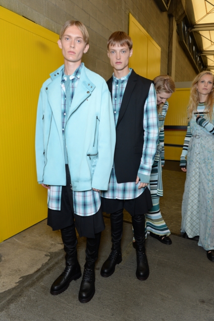 diesel-black-gold-milan-mens-ss-18-backstage-130