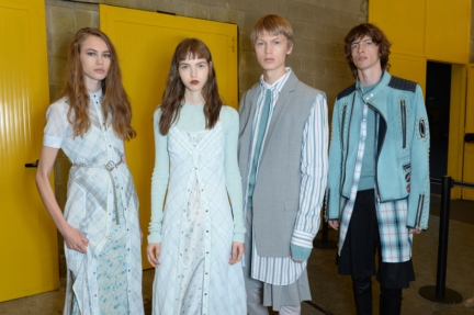 diesel-black-gold-milan-mens-ss-18-backstage-131