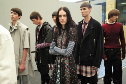 diesel-black-gold-milan-mens-ss-18-backstage-144