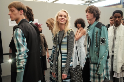 diesel-black-gold-milan-mens-ss-18-backstage-146