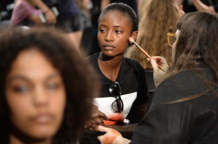 diesel-black-gold-milan-mens-ss-18-backstage-21