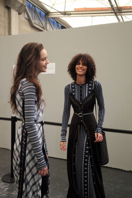 diesel-black-gold-milan-mens-ss-18-backstage-56