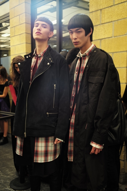 diesel-black-gold-milan-mens-ss-18-backstage-82