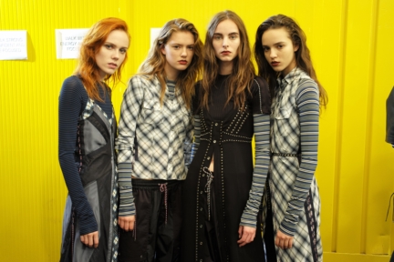 diesel-black-gold-milan-mens-ss-18-backstage-91