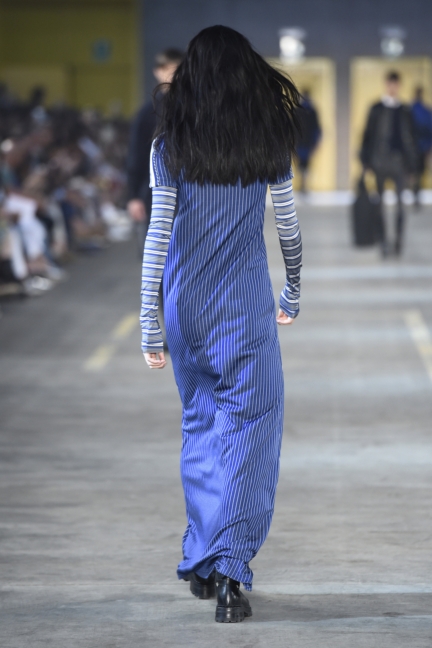 diesel-black-gold-milan-mens-ss-18-runway-back-10