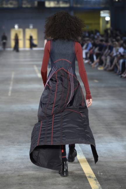 diesel-black-gold-milan-mens-ss-18-runway-back-54