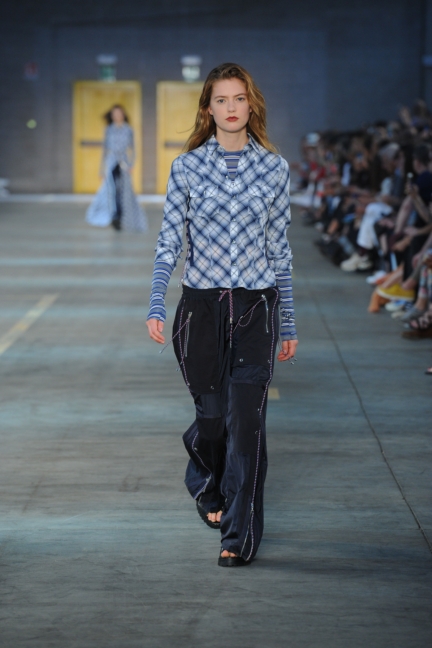 diesel-black-gold-milan-mens-ss-18-runway-2