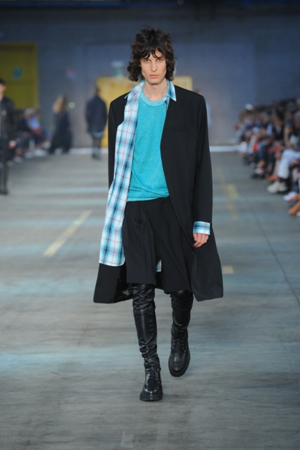 diesel-black-gold-milan-mens-ss-18-runway-20