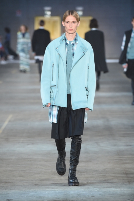 diesel-black-gold-milan-mens-ss-18-runway-22