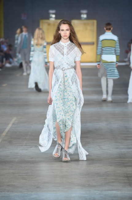 diesel-black-gold-milan-mens-ss-18-runway-28