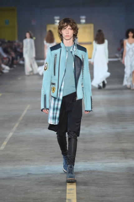 diesel-black-gold-milan-mens-ss-18-runway-31