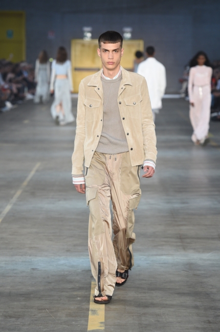 diesel-black-gold-milan-mens-ss-18-runway-37