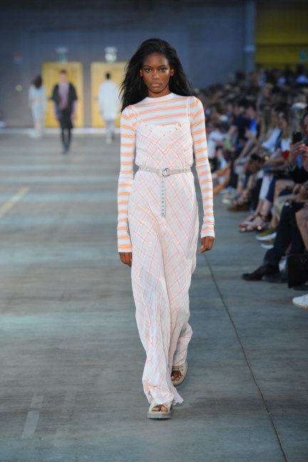 diesel-black-gold-milan-mens-ss-18-runway-38