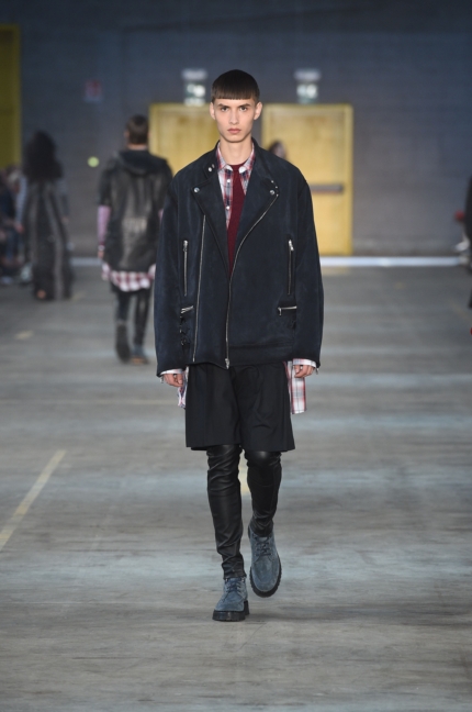 diesel-black-gold-milan-mens-ss-18-runway-43