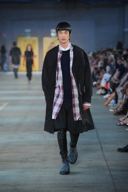 diesel-black-gold-milan-mens-ss-18-runway-44