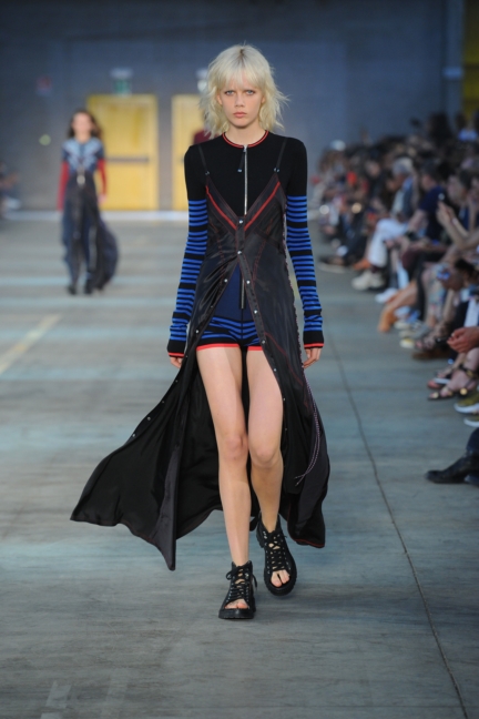 diesel-black-gold-milan-mens-ss-18-runway-50