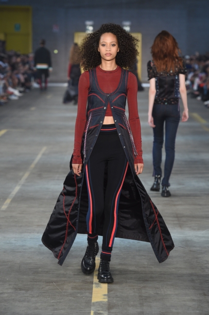 diesel-black-gold-milan-mens-ss-18-runway-54