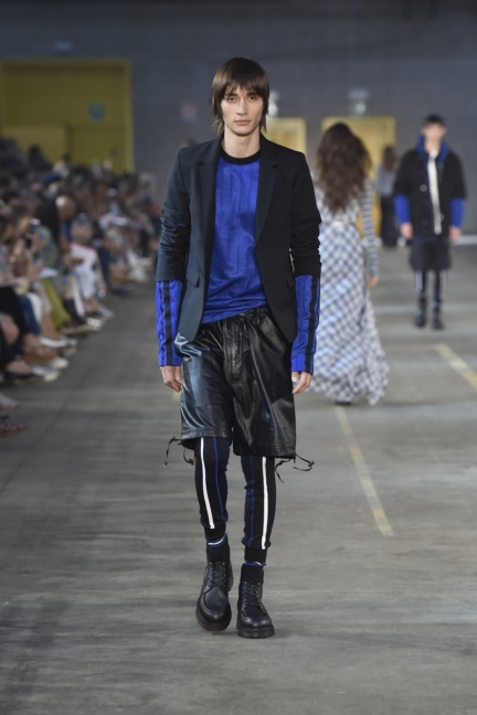 diesel-black-gold-milan-mens-ss-18-runway-6