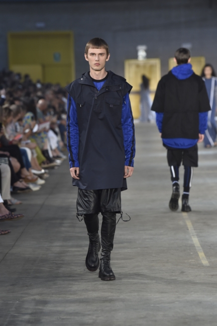 diesel-black-gold-milan-mens-ss-18-runway-9