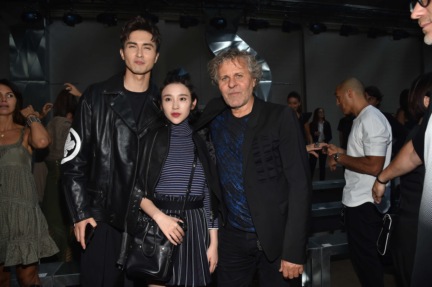 029_gao-wei-guangtang-yi-xinrenzo-rosso_tan_6909