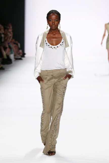 ss-2017_fashion-week-berlin_de_0004_dimitri_66351