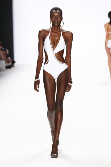 ss-2017_fashion-week-berlin_de_0020_dimitri_66335