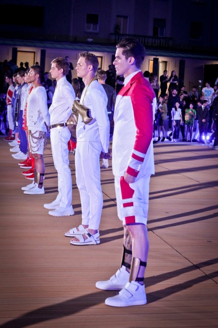 dirk-bikkemberg-milan-mens-ss-17-party-46