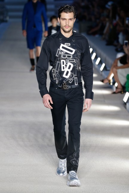 dirk-bikkemberg-milan-mens-ss-17-runway-15