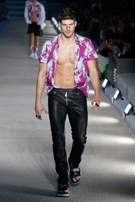 dirk-bikkemberg-milan-mens-ss-17-runway-21