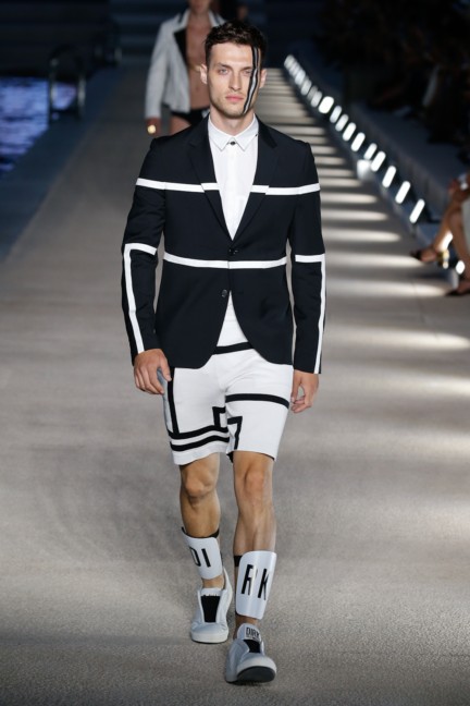 dirk-bikkemberg-milan-mens-ss-17-runway-25