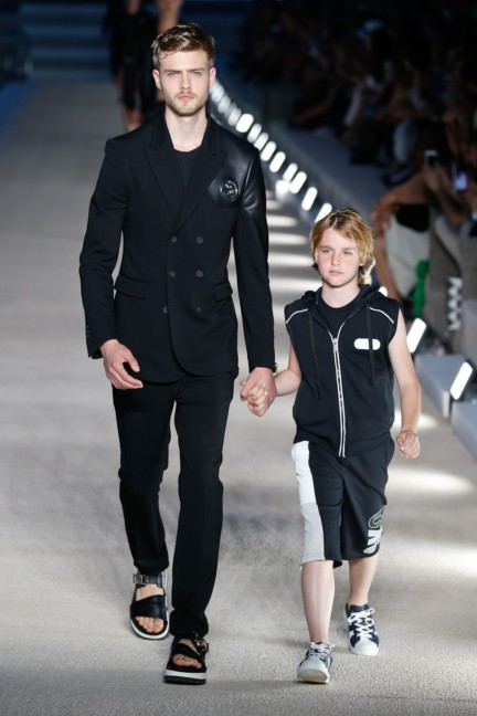 dirk-bikkemberg-milan-mens-ss-17-runway-28
