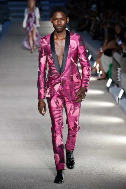 dirk-bikkemberg-milan-mens-ss-17-runway-35