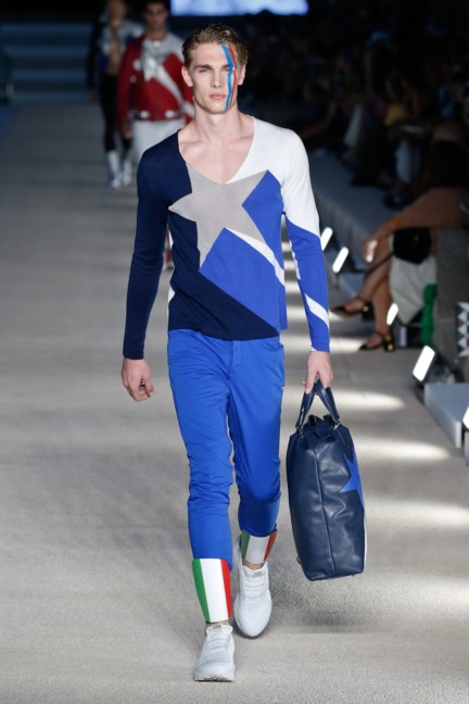 dirk-bikkemberg-milan-mens-ss-17-runway-9