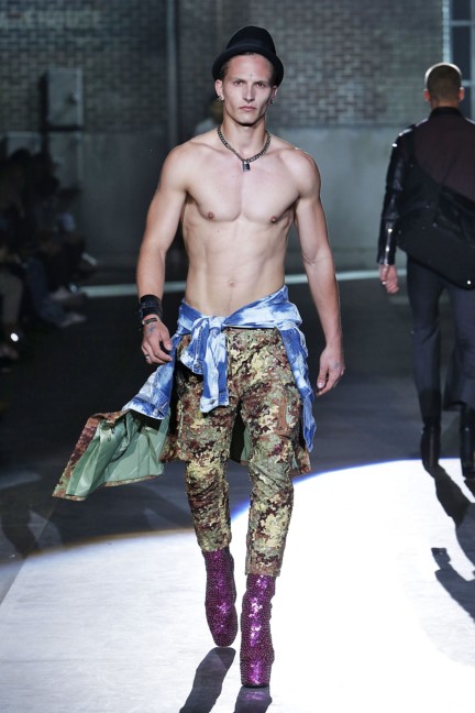 dsquared2-milan-mens-ss-17-21