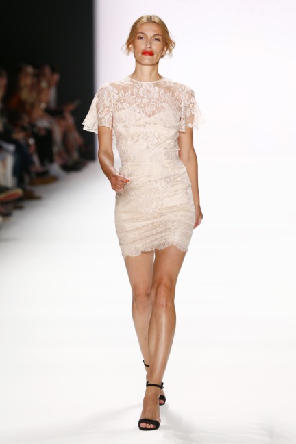 ss-2017_fashion-week-berlin_de_0035_ewa-herzog_65175