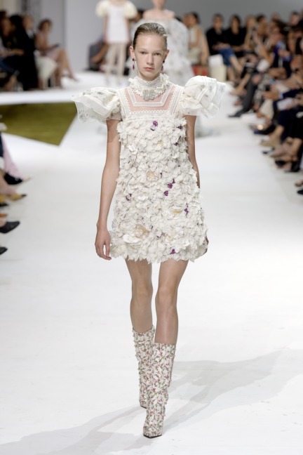 giambattista-valli-haute-couture-aw-16-12