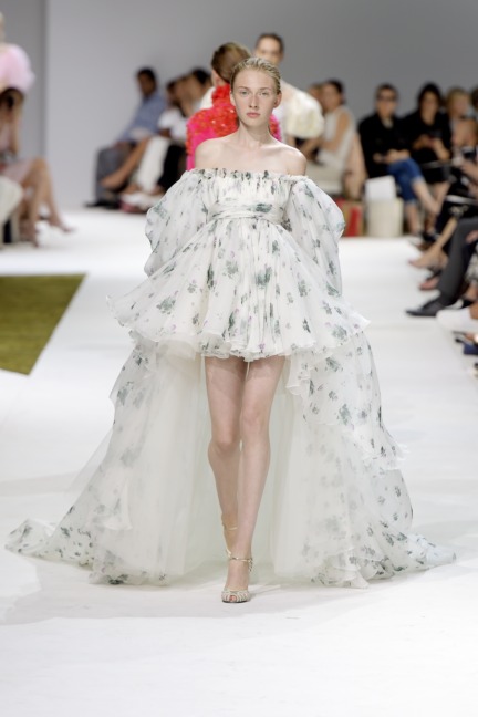 giambattista-valli-haute-couture-aw-16-13