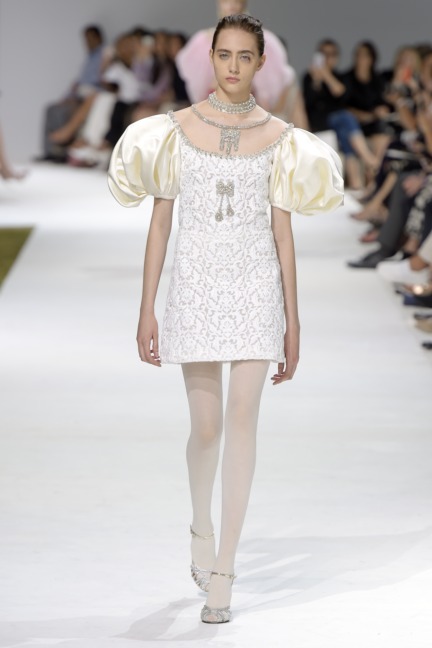 giambattista-valli-haute-couture-aw-16-14