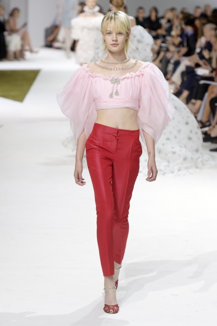 giambattista-valli-haute-couture-aw-16-15