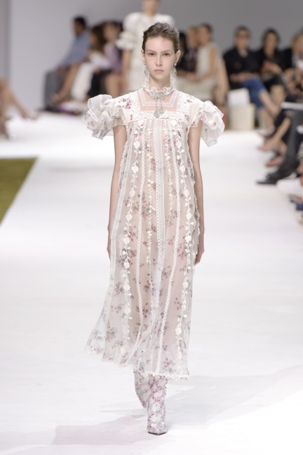 giambattista-valli-haute-couture-aw-16-2