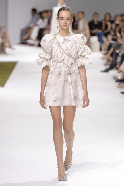 giambattista-valli-haute-couture-aw-16-3
