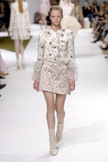 giambattista-valli-haute-couture-aw-16-6