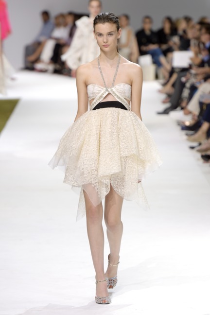 giambattista-valli-haute-couture-aw-16-9