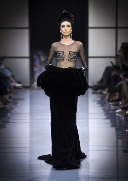 giogio-armani-haute-couture-aw-16-52