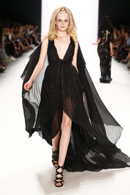 ss-2017_fashion-week-berlin_de_0053_guido-maria-kretschmer-berlin_66050