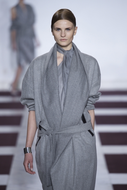 yiqing-yin-hcss15-01a