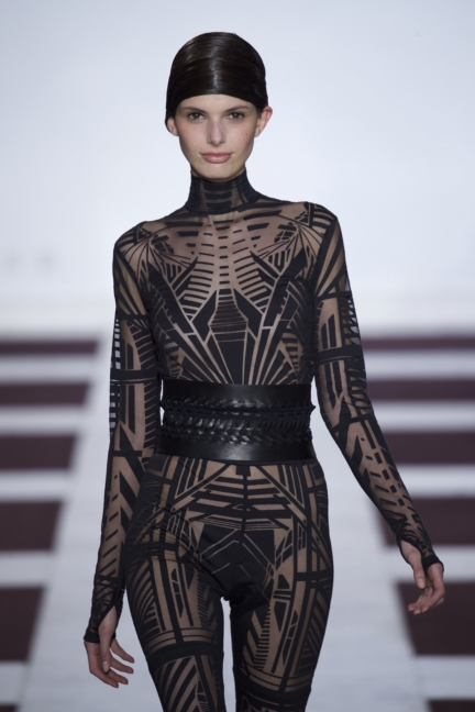 yiqing-yin-hcss15-18a